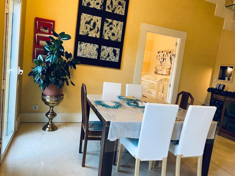 Madrid City Modern Apartment In Villa, Free Wifi Arroyomolinos Eksteriør billede